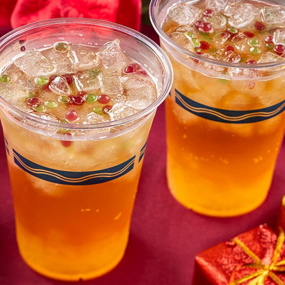 スパークリングカクテル（ラム＆アップル）