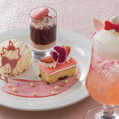 レモンソーダフロートがセットになったスペシャルデザートセット