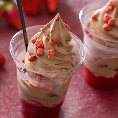 スペシャルサンデー（チョコ＆ストロベリー）