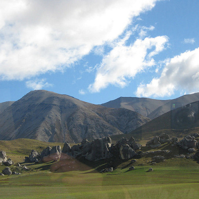 第１作目の兄弟たちの活躍により春を取り戻したナルニア国