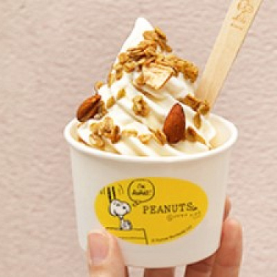 テイクアウト　グラノーラソフトクリーム