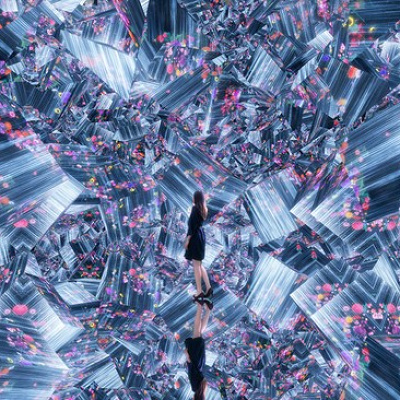 「チームラボボーダレス」 東京 虎ノ門・麻布台プロジェクト © チームラボ