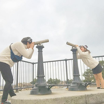 望遠鏡ポーズ(ケープコッド)