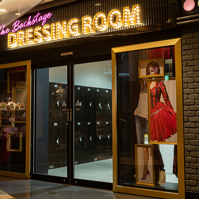 ザ・バックステージ・ドレッシングルーム