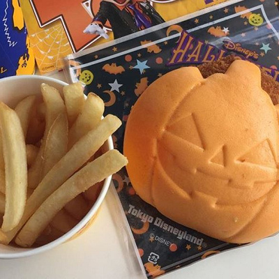 パンがカボチャの形！