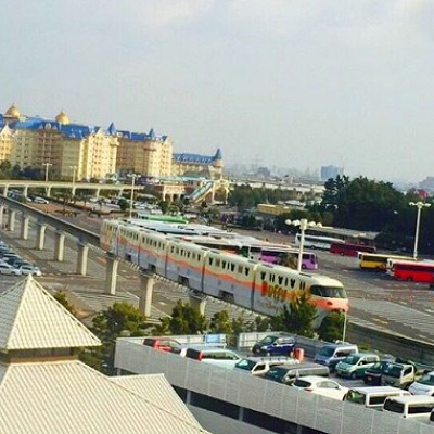 オフィシャルホテルから見たディズニーリゾートライン