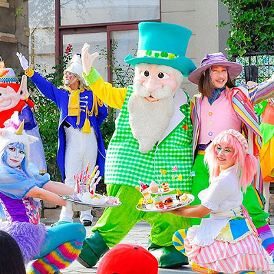 ひらかたパークのオリジナルキャラクターが出演するショーも行われます！