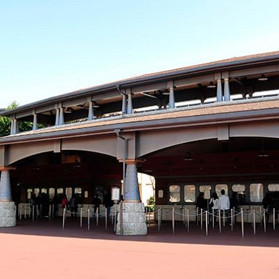 チケットブース・ノース/チケットブース・サウス