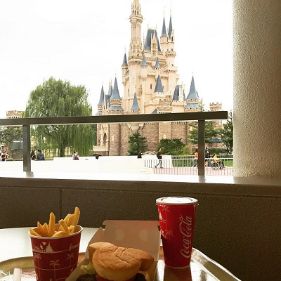 トゥモローランドテラス