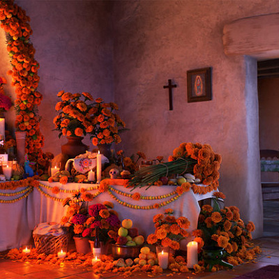 日本のお盆の風習にも通じる「死者の日」の伝統