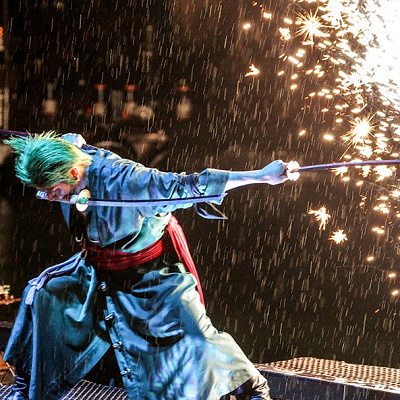 USJ「ワンピースプレミアショー2019」ショーの風景／ゾロの攻撃