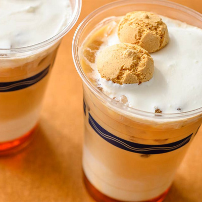 アマレットラテカクテル