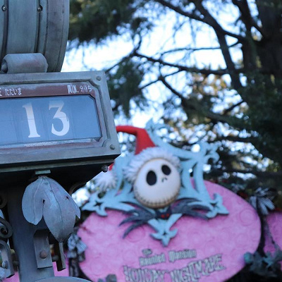 『奇数』で待ち時間が表示されるのも、ホーンテッドマンションならではの演出