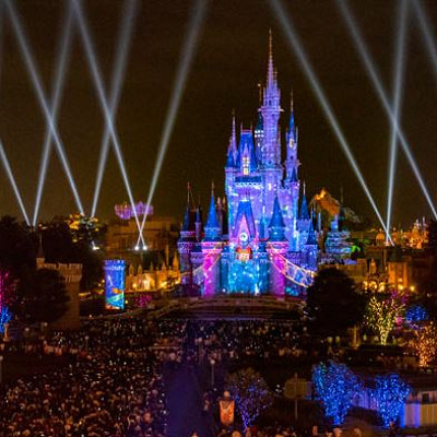 「セレブレイト東京ディズニーランド」はどんなショー？