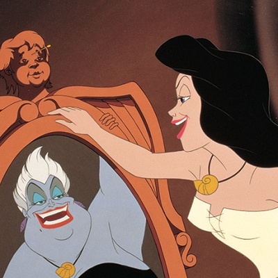 エリック王子に近付くために、変身したアースラが名乗った名前は何？