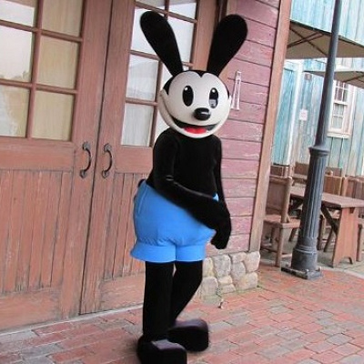 オズワルドのグリーティングスポットは？