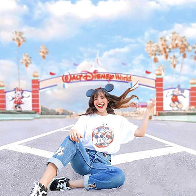 白Tシャツ×デニムパンツコーデ