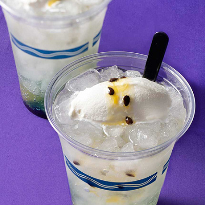 ワインカクテル(カシス&パッションフルーツ)