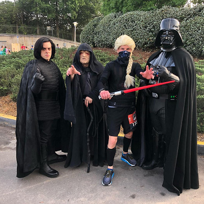 キャラクターとの写真撮影が可能！