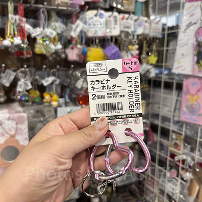 100均のカラビナ