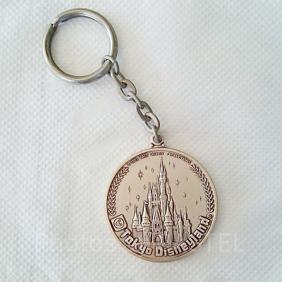 開園10周年記念メダルキーホルダー