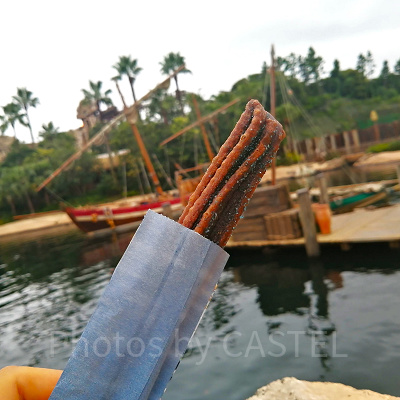 20周年チュロス（フォンダンショコラ風）