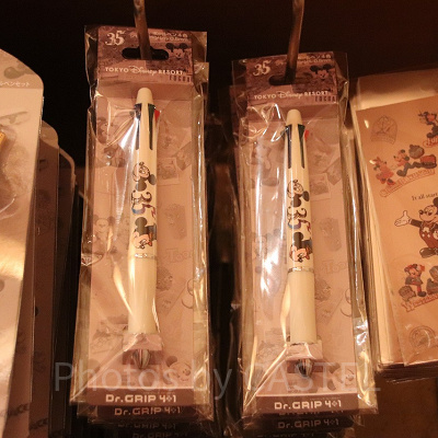 4色ボールペン＋シャープペン