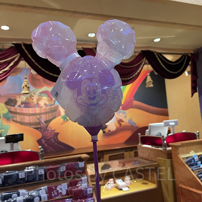 5/8は40周年の手持ちバルーンの発売日でした