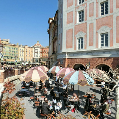 ゴンドリエスナック前はショーの穴場スポット？