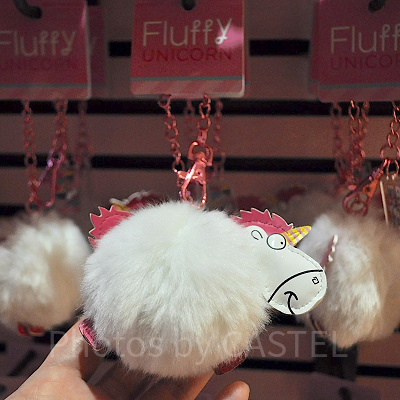 ピンクのチェーンが可愛いマスコット