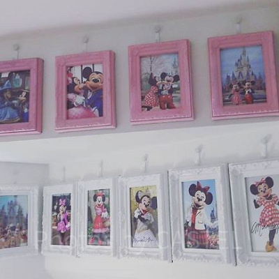 ミニーの写真溢れる部屋