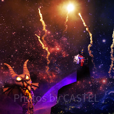 ファンタズミックのショーの写真に宇宙フィルターをアプリで重ねています