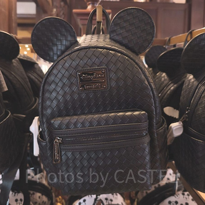 アナハイムディズニーラウンジフライ（Loungefly）：ブラック（編込風型押し）