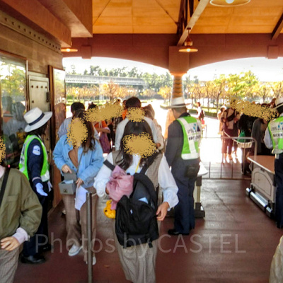 持ち物検査を通過した後の様子