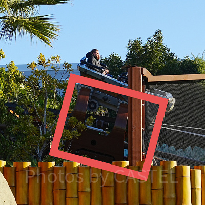 アームのような装置(ドンキーコングのクレイジー・トロッコ)