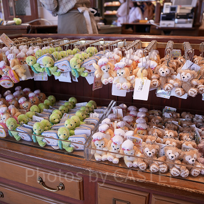 アーント・ペグズ・ヴィレッジストア　バッジ