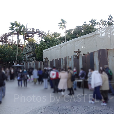 アトラクション（レイジングスピリッツ）の混雑状況／15:10