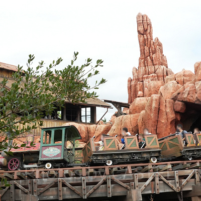 妊娠中に乗れないアトラクション