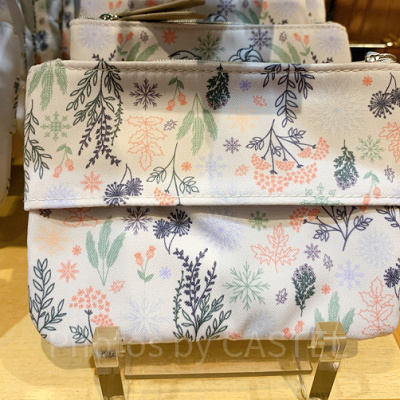 ポーチ（ティッシュケース付き）裏