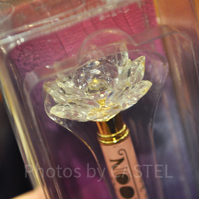 ボールペンの幻の銀水晶のモチーフ（USJ×セーラームーングッズ）