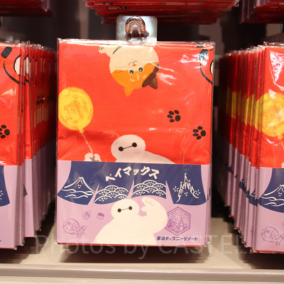 ベイマックスとモチのてぬぐい