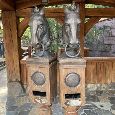 美女と野獣“魔法のものがたり”のプレミアアクセスの読み取り機