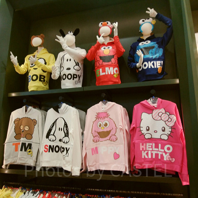 ビッグファスナーパーカー：各6,000円