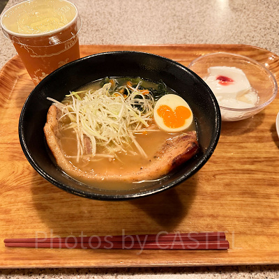 ブラックペッパーポーク麺