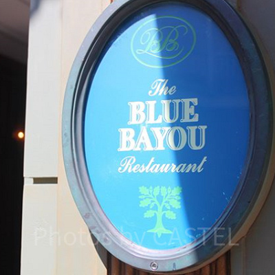 カリブの海賊に併設しているブルーバイユーレストラン