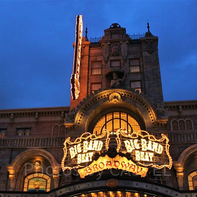 ブロードウェイ・ミュージックシアターとビッグバンドビート