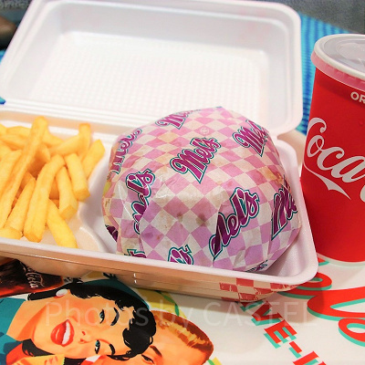メルズ・ドライブインのバーガー