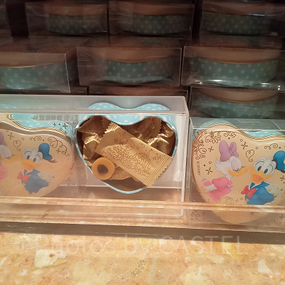 ドナルド＆デイジーのキャンディー缶