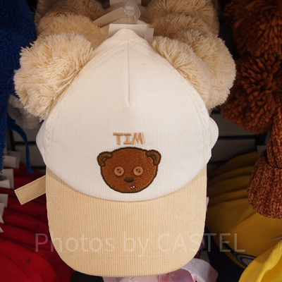 くまのティムポンポン付きキャップ