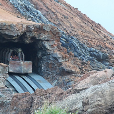 センター・オブ・ジ・アース